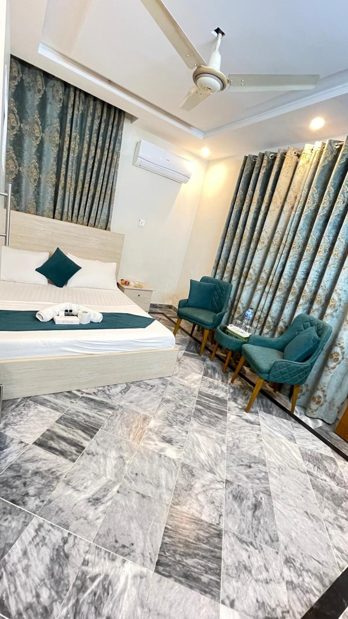 Midways Guest House And Hotels Islamabad Exterior photo